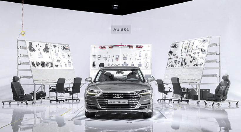 Audi Motherboard y el Audi A8 en Design Miami 2017