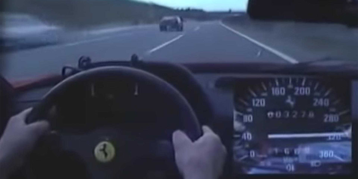 Ferrari F40 alcanzó 200 mph