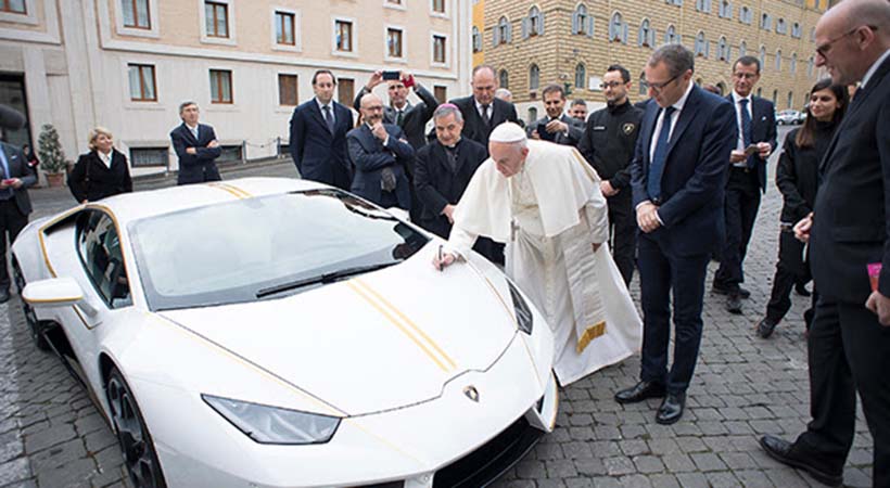 Lamborghini Huracán del Papa Francisco podría ser tuyo