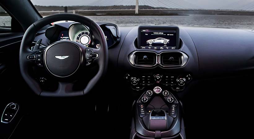 video Aston Martin Vantage 2019