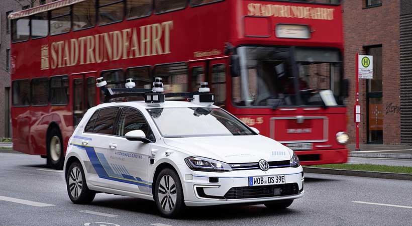 Volkswagen prueba sus vehículos autónomos en Alemania