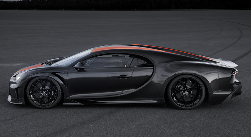 Bugatti Chiron a 304.773 mph
