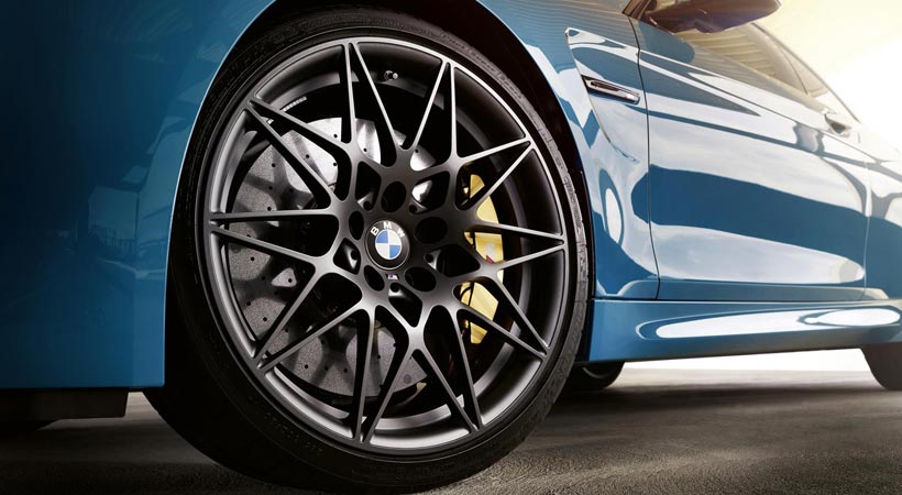 BMW M4 Edition ///M Heritage Coupe 2020