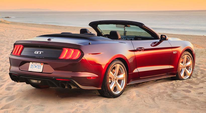 Ford Mustang convertible 2020